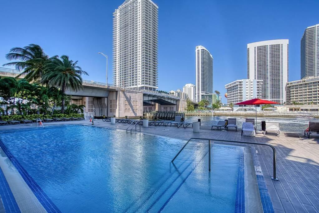 High-Floor Oceanview Apartment Hallandale Beach Dış mekan fotoğraf