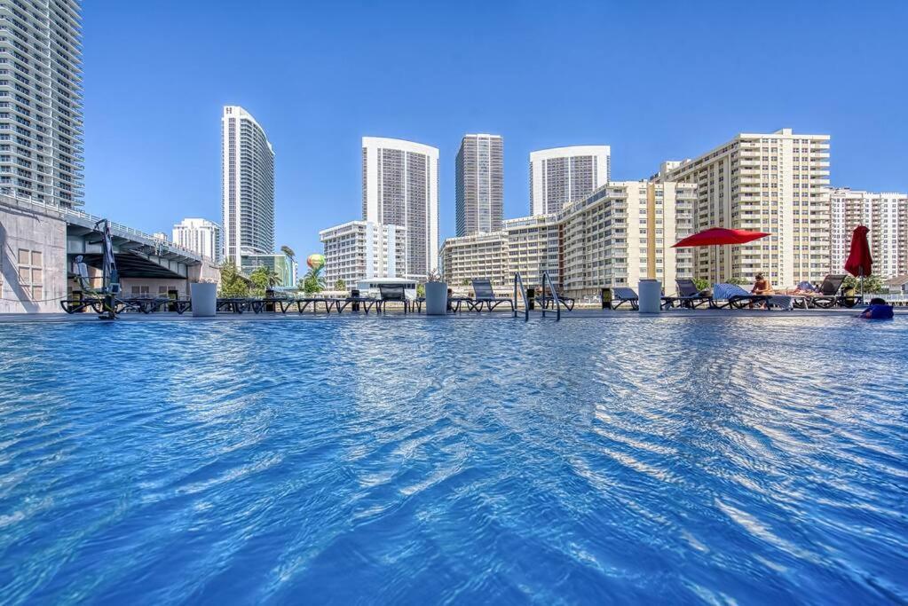 High-Floor Oceanview Apartment Hallandale Beach Dış mekan fotoğraf